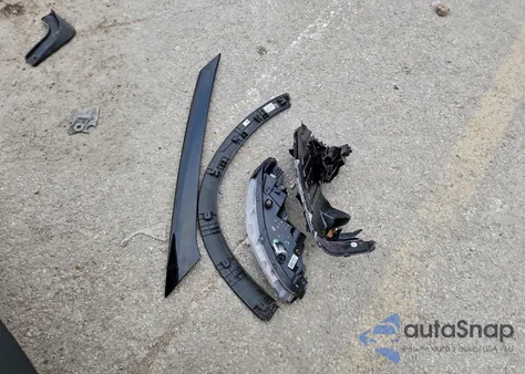 2020 Hyundai Venue Sel z USA, uszkodzony, nr VIN KMHRC8A30LU030906